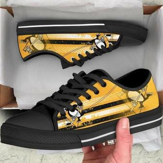 Pittsburgh Penguins NHL Hockey 11 Low Top Sneakers Low Top Shoes | Favorety UK