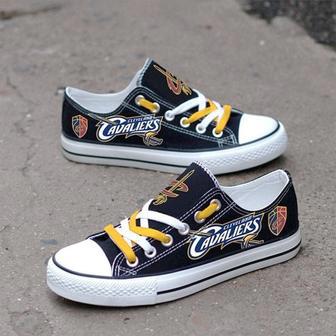 CleveIand CavaIiers Custom Shoes Basketball Cavaliers Low Top Sneakers Cleveland NBA Cavaliers | Favorety DE