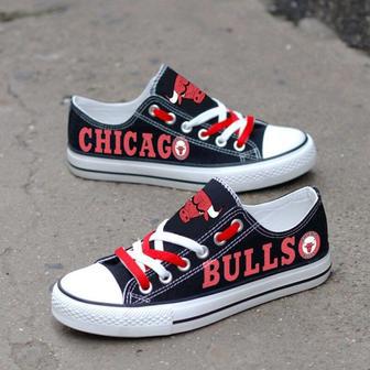 Chicago BuIIs Custom Shoes Basketball Bulls Low Top Sneakers Chicago NBA Gumshoes Bulls | Favorety DE