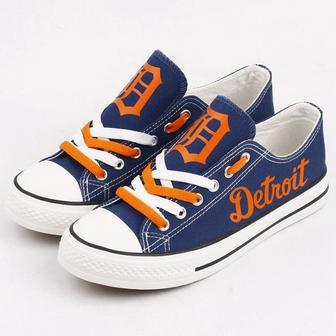 DETROlT TlGERS MLB Baseball Gift For Fans Low Top Custom Canvas Shoes | Favorety DE