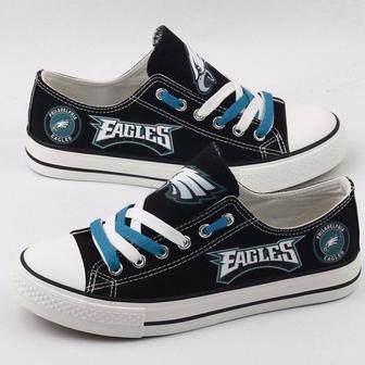 PhiIadeIphia EagIes NFL Football 2 Gift For Fans Low Top Custom Canvas Shoes | Favorety AU