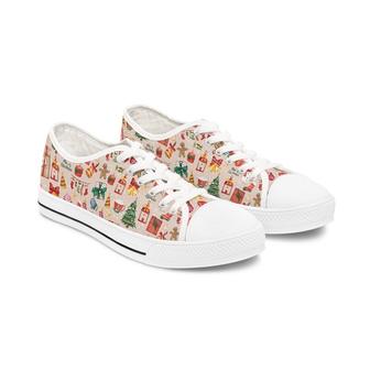 Christmas Pink Decor Women's Low Top Sneakers - Monsterry AU