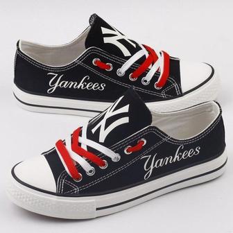 New York Yankees MLB Baseball 2 Gift For Fans Low Top Custom Canvas Shoes | Favorety CA