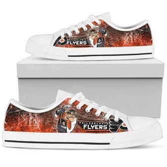 PhiladeIphia FIyers NHL Hockey 5 Low Top Sneakers Low Top Shoes | Favorety DE