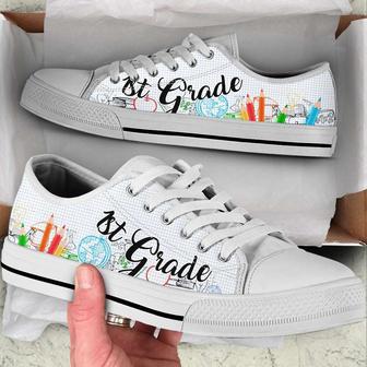 Personalized Custom Class White Paper Educational Pattern Low Top Shoes For Teachers - Monsterry DE