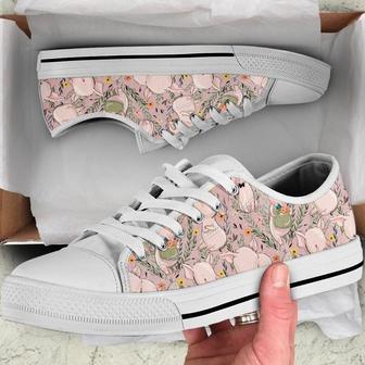 Cute Pigs And Birds Pattern Low Top Shoes, Unisex Sneakers, Men And Women Low Top Sneakers | Favorety