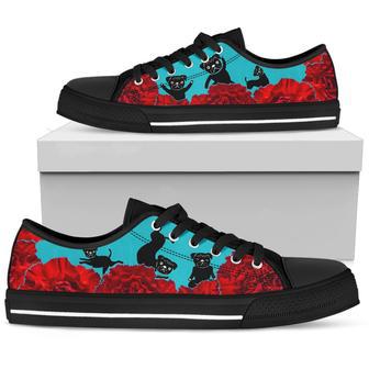 Pugs Low Top Shoe | Favorety DE