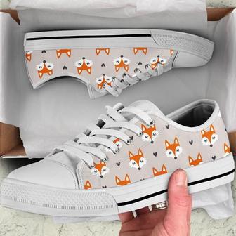 Fox Faces Love Low Top Shoes, Unisex Sneakers, Men And Women Low Top Sneakers | Favorety DE