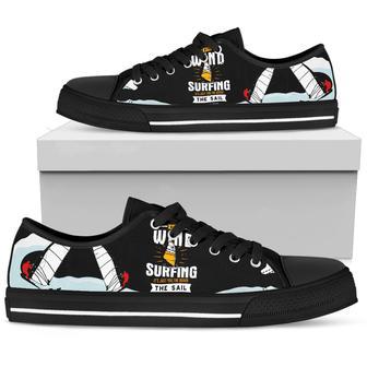 Windsurfing Low Top Shoe (Black) | Favorety