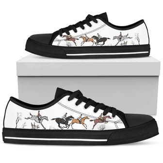 Horse Art Low Top Shoe (Black) | Favorety