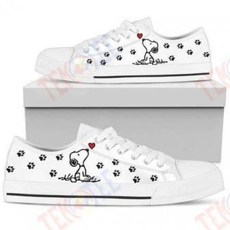 Mens Womens Snoopy Paws Low Top Shoes Custom Print Footwear Converse Sneakers | Favorety UK