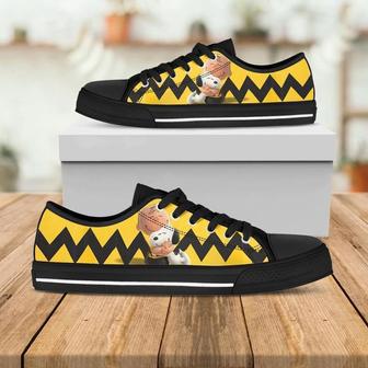 Snoopy Dog 16 Low Top Shoes | Favorety CA