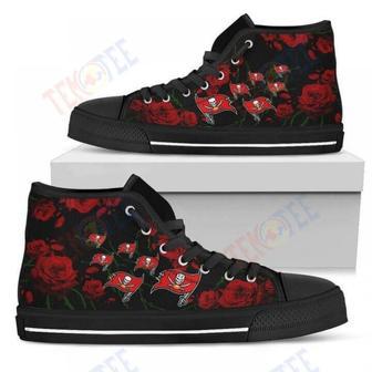 Mens Womens Lovely Rose Thorn Incredible Tampa Bay Buccaneers High Top Shoes | Favorety UK