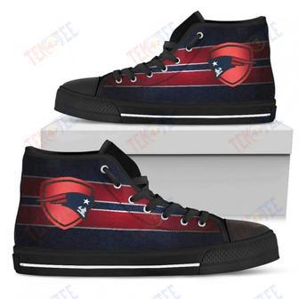 Mens Womens New England Patriots High Top Shoes The Shield Shoes | Favorety DE