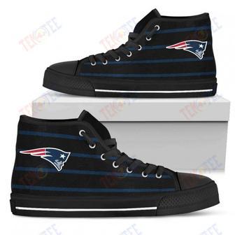 Mens Womens New England Patriots High Top Shoes Edge Straight Perfect Circle Shoes | Favorety CA