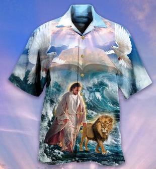 Jesus Lion Walk On The Water Hawaiian Shirt - Seseable
