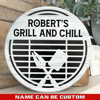 Grill N Chill Custom Round Wood Sign - Thegiftio UK