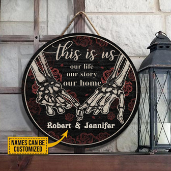 Skeleton Hands This Is Us Custom Round Wood Sign - Thegiftio UK