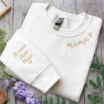 Custom Embroidered Mama Crewneck With Kids Names Sweatshirt Pregnancy Reveal For Mom | Mazezy
