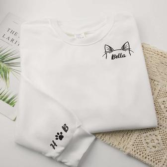 Custom Pet Sweatshirts, Embroidered Sweatshirts, Pet Lovers Sweatshirts,Dog Mom Gift | Mazezy