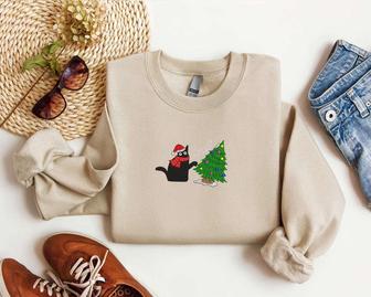 Embroidered Black Cat Christmas Sweatshirt Crewneck Sweater For Christmas | Mazezy