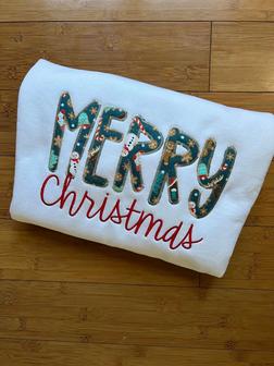 Merry Christmas Applique Sweatshirt, Embroidered Christmas Sweatshirt For Holidays | Mazezy
