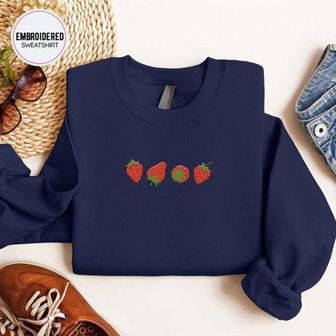 Strawberries Embroidered Sweatshirt Crewneck Sweatshirt For Women And Women | Mazezy CA