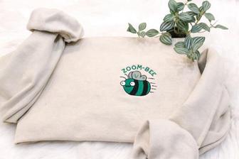 Zoombee Embroidered Sweatshirt Crewneck Sweatshirt For Family | Mazezy AU