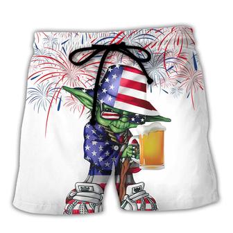 Independence Day SW Yoda With Beer Beach Short Family | Favorety