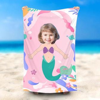 Personalized Green Mermaid Girl Illusion Beach Towel - Seseable