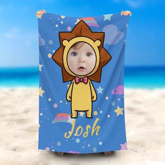 Personalized Leo Baby Head Blue Space Beach Towel - Seseable
