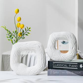 Simple Matte Ceramic Vase For Flowers Modern Luxury Living Room Decoration | Rusticozy