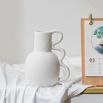 Matte Handle Ceramic Vase Porcelain Flower Pot For Home Decor Living Room Tabletop | Rusticozy