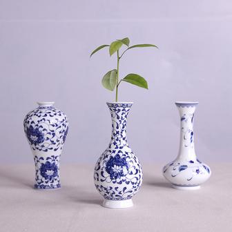 Mini Set of 3 Hand-Painted Small Ceramic Blue White Porcelain Vase Decoration Tea Ceremony Flower Vase | Rusticozy