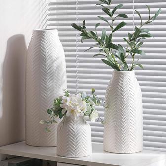Rustic Ceramic Flower Vase For Home Decoration Handmade Porcelain Table Flower Vases | Rusticozy DE