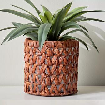 Brown Round Water Hyacinth Planter For Gardening Decoration Home Decoration | Rusticozy