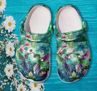 Hummingbird Mystery Green Croc Shoes Gift Mother- Hummingbird Mom Miracle Flower Shoes Croc Clogs - Monsterry DE