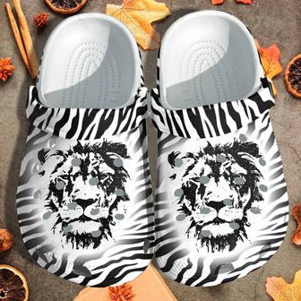 Lion Face Shoes Clogs - Cool Zoo Animals Gift For Men - Monsterry UK