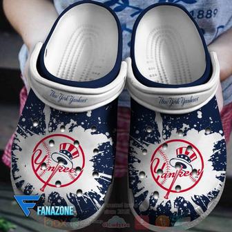 New York Yankees Mlb Sport Crocs Clogs Crocband Shoes | Favorety AU