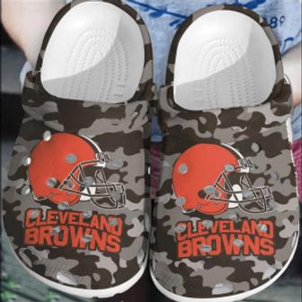 Nfl Cleveland Browns Football Crocband Clogs Comfortable Shoes Crocs For Men Women | Favorety DE