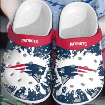 Nfl Patriots Football Crocs Crocband Shoes Clogs Comfortable For Men Women | Favorety DE