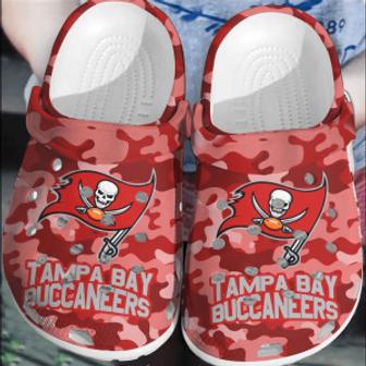 Nfl Tampa Bay Buccaneers Crocsclogs Comfortable Shoes Crocband For Men Women | Favorety CA