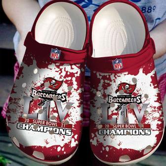 Tampa Bay Buccaneers Champions Crocband Clogs | Favorety