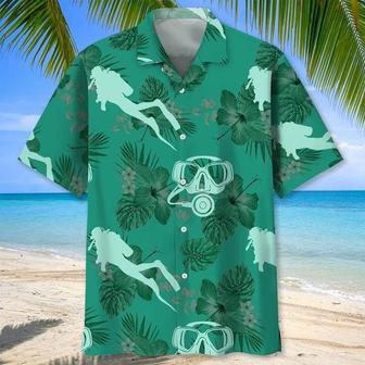 Scuba Diving Kelly Green Hawaiian Shirt, Aloha Summer Scuba Diving Shirts, Scuba Diving Turtle Hawaiian Shirt | Newhawaiianshirts