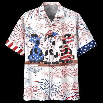 America Cow Background Design Hawaiian Shirt, Hawaiian Shirt Men Summer Gifts | Newhawaiianshirts UK