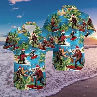 Awesome Christmas Santa Bigfoot Hawaiian Shirt Summer Gifts | Newhawaiianshirts UK