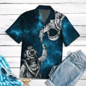 Everything's Falling Into Space With Astronaut Hawaiian Shirt, Short Sleeve Hawaiian Aloha Shirt For Men Summer Gifts | Newhawaiianshirts UK