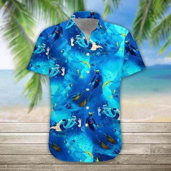 Freediving Hawaii Shirt, Hawaiian Shirts For Men Print Button Down Shirt Summer Gifts | Newhawaiianshirts AU