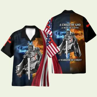 A Child Of God American Flag Fire Knight Jesus Christ Christian Hawaiian Shirt | Newhawaiianshirts DE