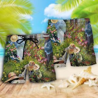 Gardening Peaceful Life Beach Short | Newhawaiianshirts UK